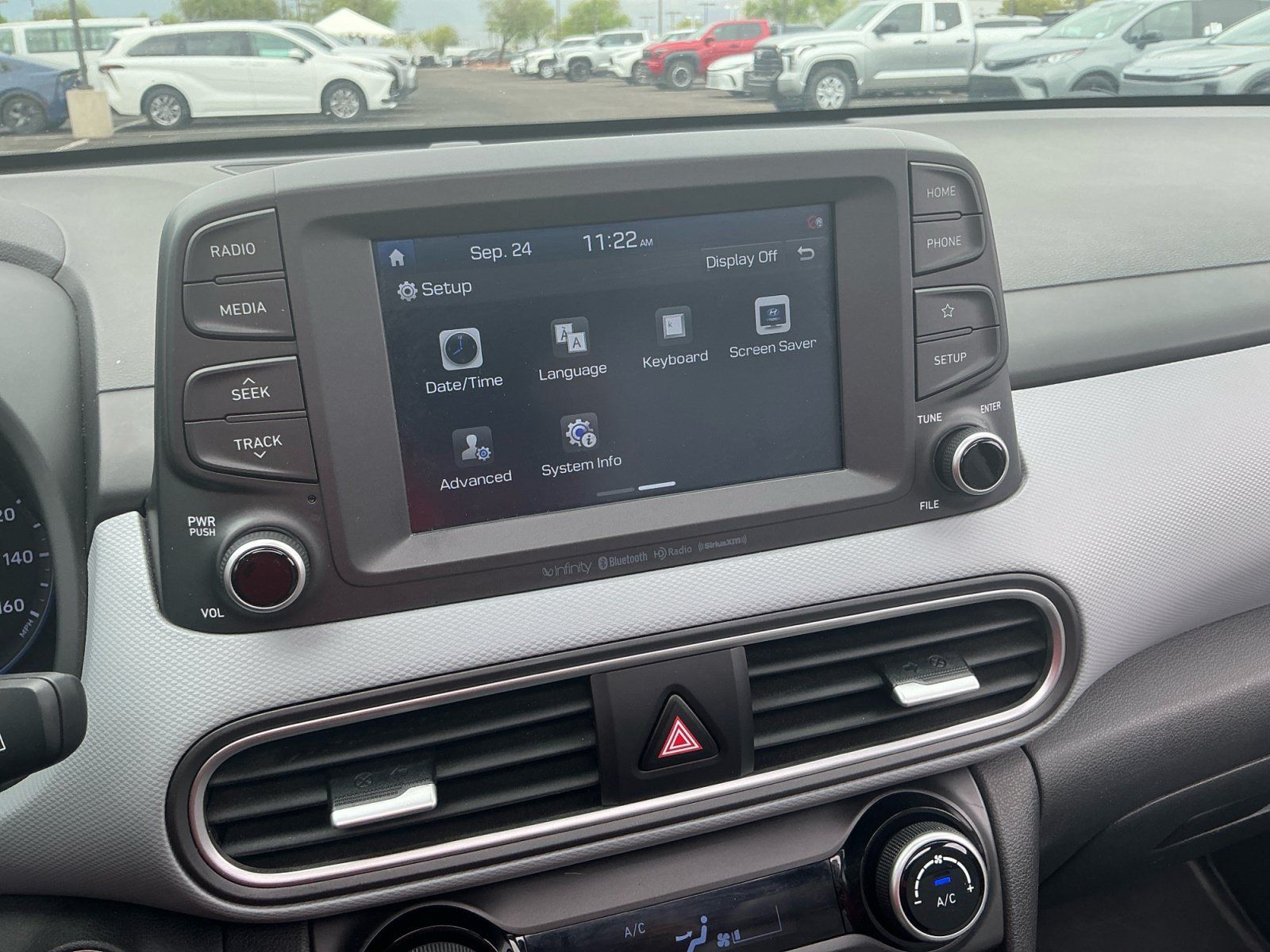 Used 2021 Hyundai Kona Limited FWD image 28
