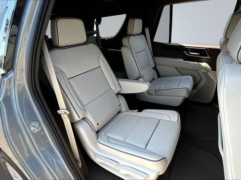 New 2026 GMC Yukon Denali AWD/4WD image 9