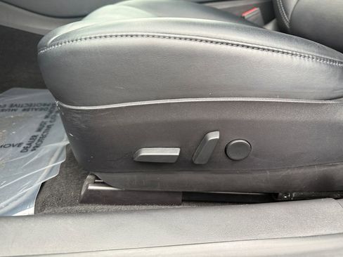 Used 2018 Tesla Model 3 Long Range image 17