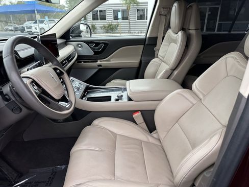 Used 2022 Lincoln Aviator Reserve w/ Equipment Group 201A image 11