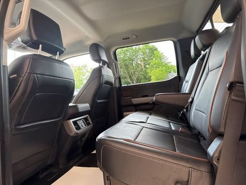Used 2025 Ford F350 Lariat w/ Chrome Package AWD/4WD image 34