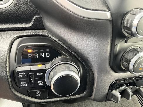Used 2023 RAM 1500 Big Horn AWD/4WD image 22