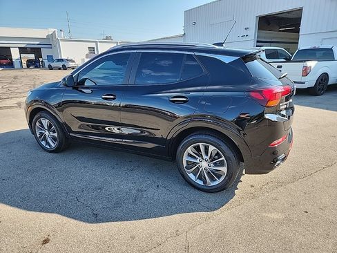 Used 2023 Buick Encore GX Select w/ Sport Touring Package FWD image 8