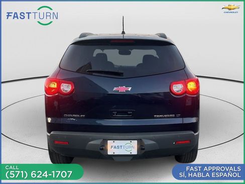Used 2009 Chevrolet Traverse LT FWD image 5