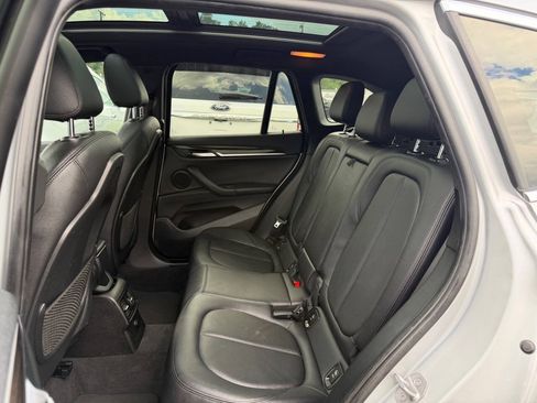 Used 2017 BMW X1 sDrive28i FWD image 10