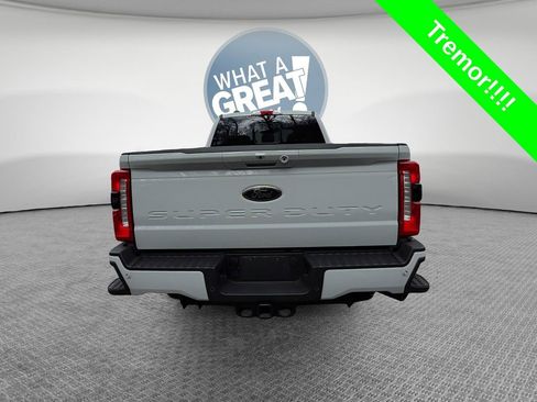 Used 2025 Ford F350 Lariat w/ Lariat Ultimate Package AWD/4WD image 5