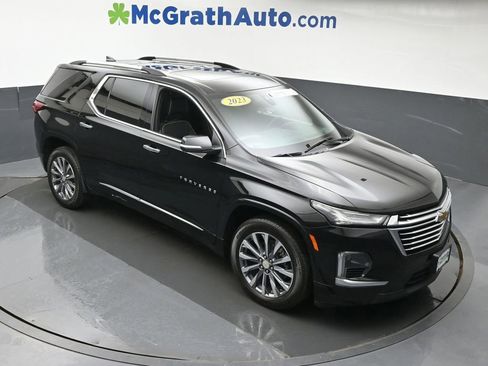 Used 2023 Chevrolet Traverse Premier AWD/4WD image 3