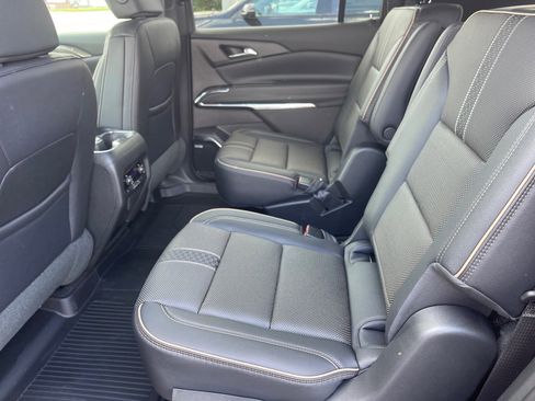 New 2026 Chevrolet Traverse High Country image 11