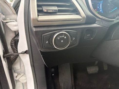 Used 2018 Ford Fusion S FWD image 10