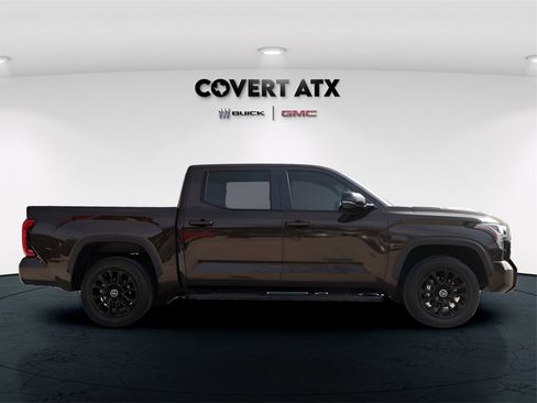 Used 2024 Toyota Tundra Limited image 8