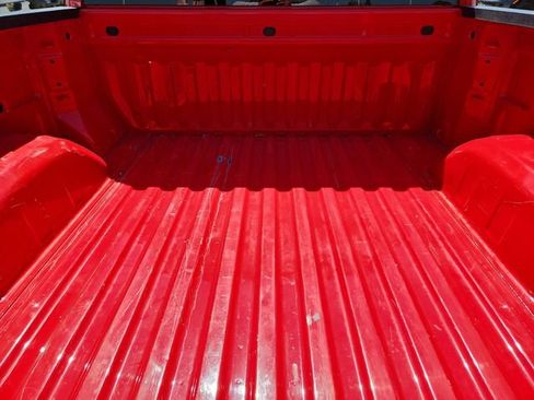 Used 2025 Chevrolet Silverado 1500 LT image 16