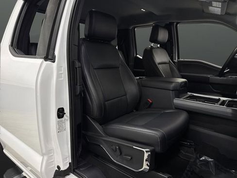 Used 2024 Ford F350 Lariat w/ Chrome Package image 33