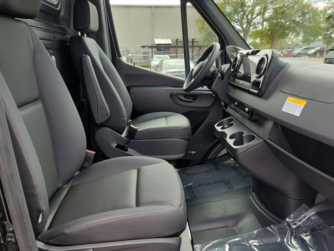 New 2026 Mercedes-Benz Sprinter 2500 image 18