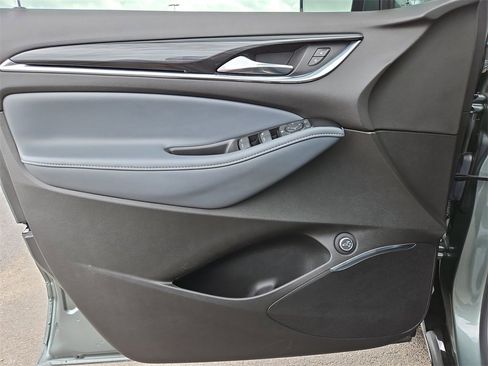 Used 2023 Buick Enclave Essence w/ Experience Buick Package image 23