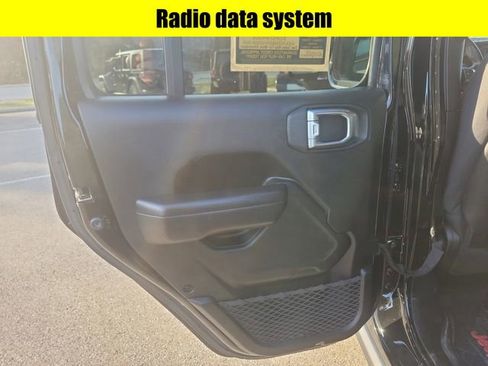 Certified 2023 Jeep Gladiator Mojave w/ Trailer Tow Package image 14