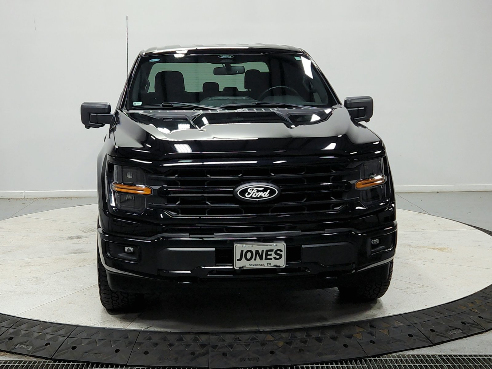 Used 2024 Ford F150 XLT w/ XLT Black Appearance Package AWD/4WD image 3