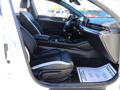 Used 2025 Kia K5 GT-Line image 33