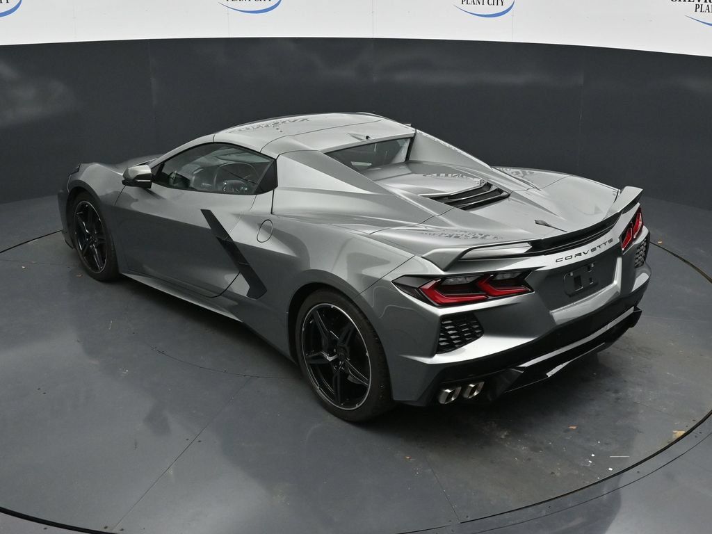 Used 2022 Chevrolet Corvette Stingray Premium Conv w/ Z51 Performance Package RWD image 22