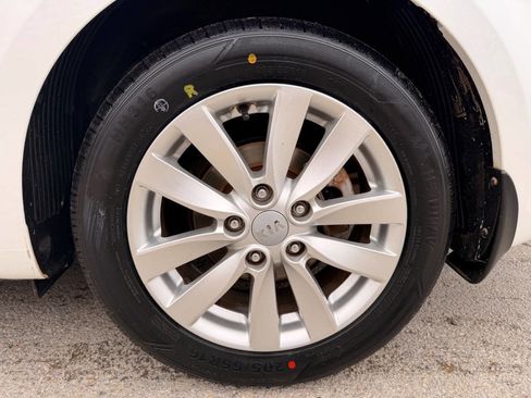 Used 2014 Kia Forte Koup EX FWD image 28