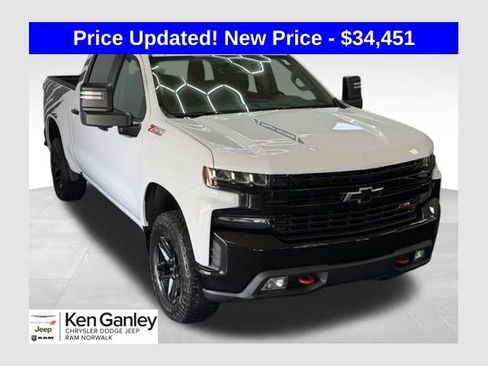 Used 2020 Chevrolet Silverado 1500 LT Trail Boss w/ Convenience Package AWD/4WD image 1