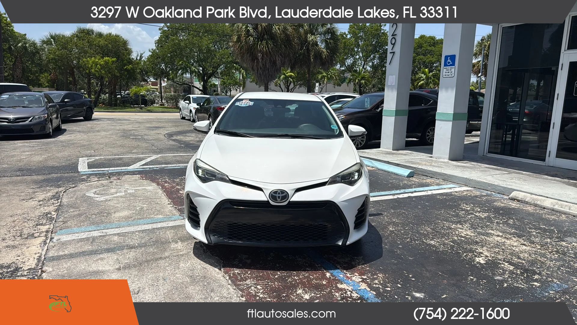 Used 2017 Toyota Corolla SE FWD image 3