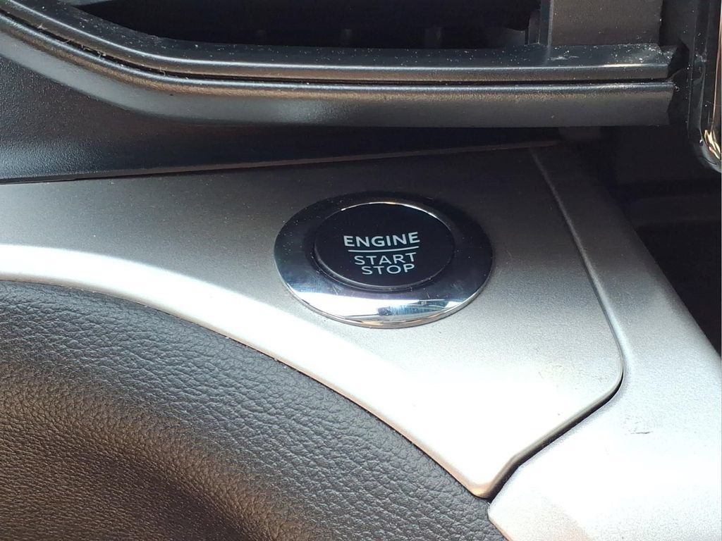 Used 2022 Ford Explorer XLT AWD/4WD image 21