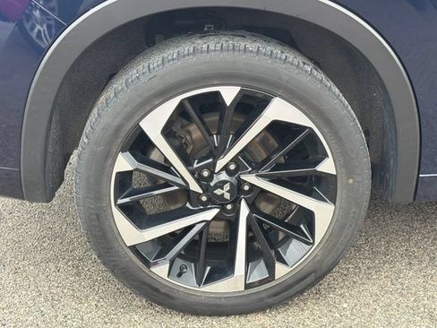 Used 2024 Mitsubishi Outlander SEL AWD/4WD image 58