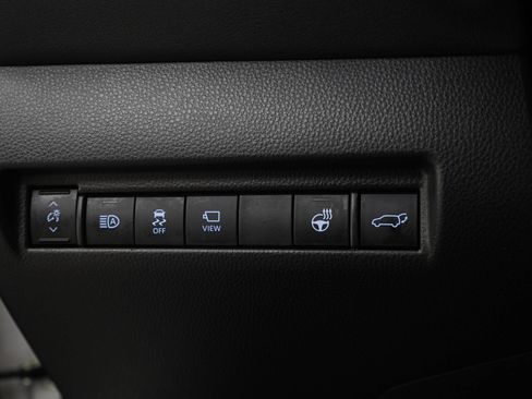 Used 2021 Toyota Venza Limited AWD/4WD image 26