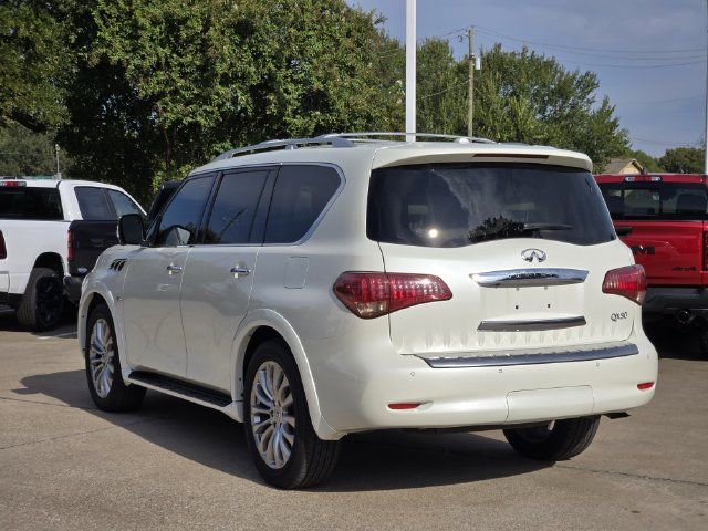 Used 2016 INFINITI QX80 4WD w/ Deluxe Technology Package image 5