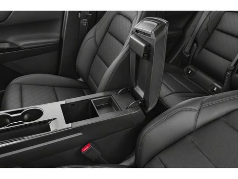 Used 2025 Chevrolet Equinox LT w/ Convenience Package II FWD image 9
