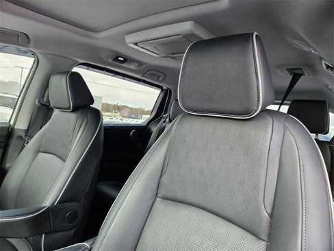 Used 2023 Honda Odyssey Elite image 8