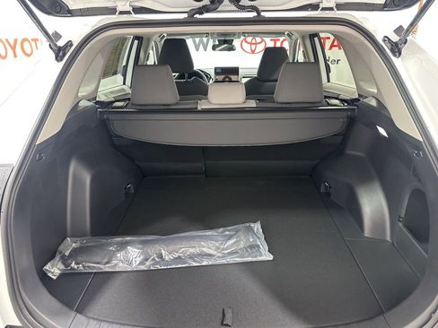 Used 2025 Toyota RAV4 XLE image 15