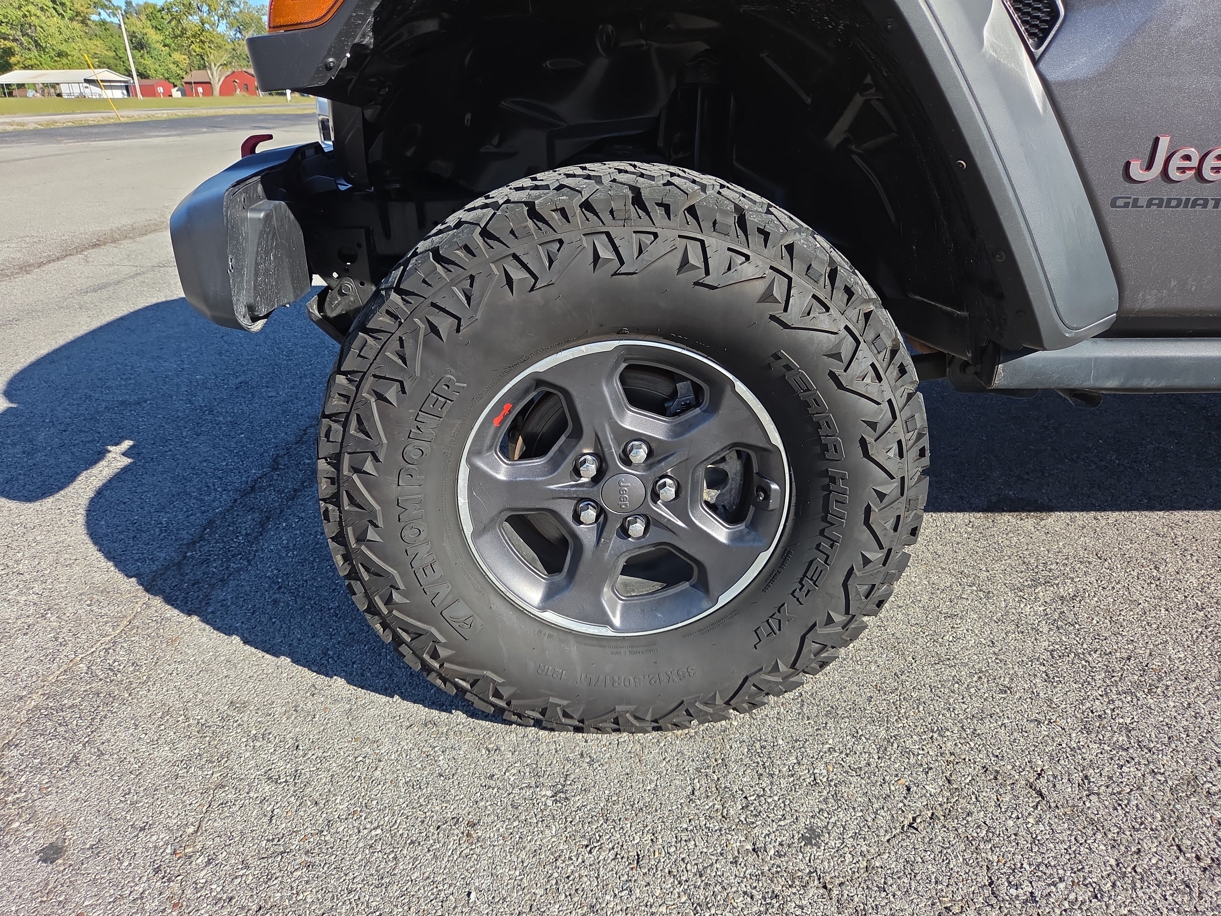 Used 2022 Jeep Gladiator Rubicon w/ Cold Weather Group AWD/4WD image 5