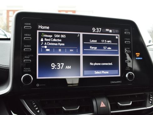 Used 2020 Toyota C-HR LE image 22