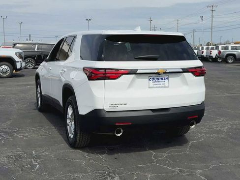 Certified 2023 Chevrolet Traverse LS w/ Safety Package FWD image 7