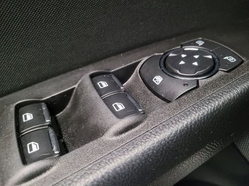 Used 2020 Ford Fusion SE image 32