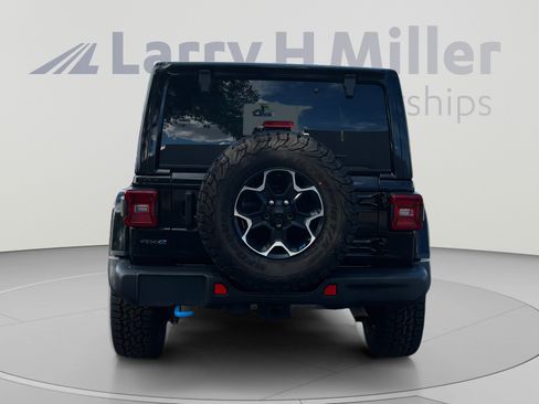 Used 2023 Jeep Wrangler Unlimited Rubicon 4xe w/ Steel Bumper Group AWD/4WD image 4