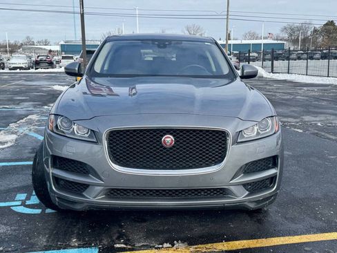 Used 2020 Jaguar F-PACE Prestige image 26