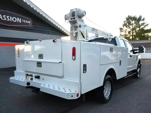 Used 2019 Ford F350 XL w/ XL Value Package AWD/4WD image 5