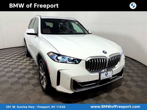 Certified 2024 BMW X5 xDrive40i w/ Premium Package AWD/4WD image 1