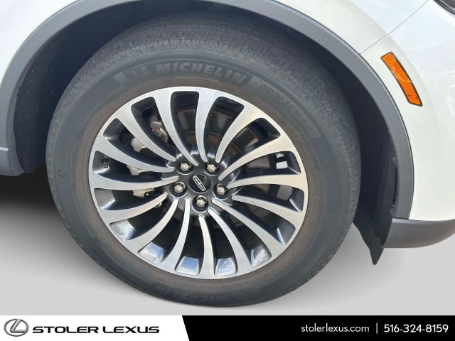 Used 2022 Lincoln Aviator AWD w/ Premium Package image 7