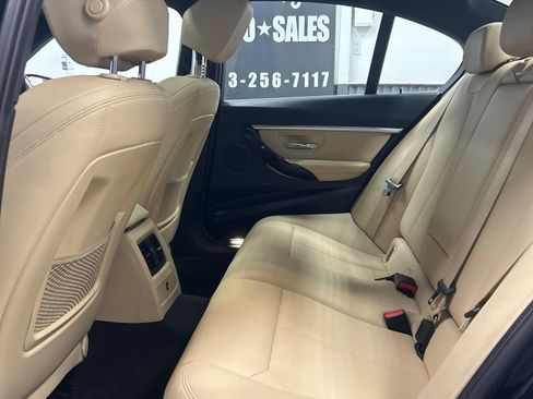 Used 2017 BMW 330i xDrive Sedan w/ Premium Package AWD/4WD image 10