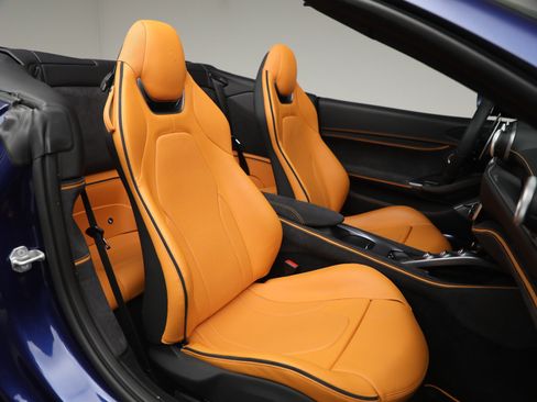 Certified 2023 Ferrari Portofino M RWD image 20