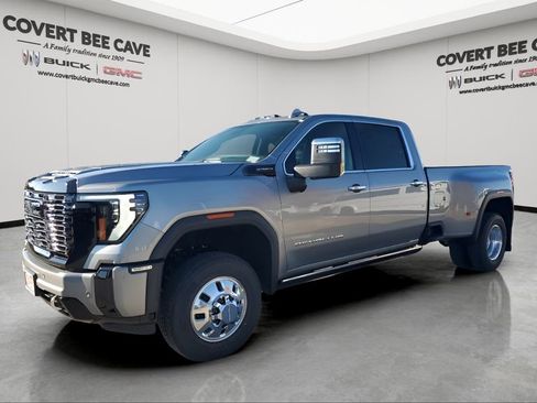 New 2026 GMC Sierra 3500 Denali Ultimate image 3