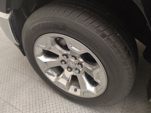 Used 2020 RAM 1500 Big Horn AWD/4WD image 31