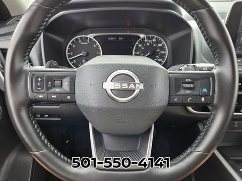 Used 2025 Nissan Rogue SV AWD/4WD image 29