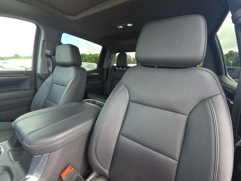 Used 2023 GMC Sierra 1500 SLT w/ SLT Premium Plus Package AWD/4WD image 25