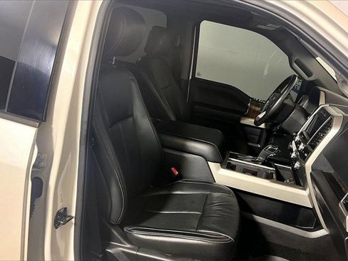 Certified 2019 Ford F150 Lariat w/ Equipment Group 502A Luxury image 7