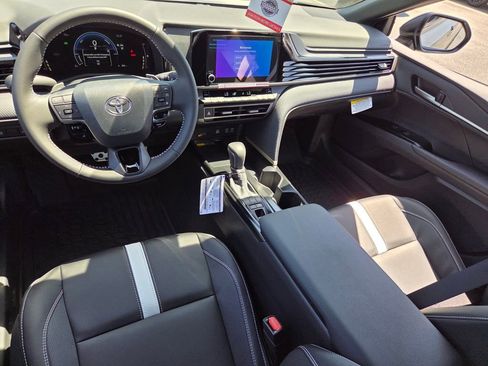 New 2026 Toyota Camry SE FWD image 7