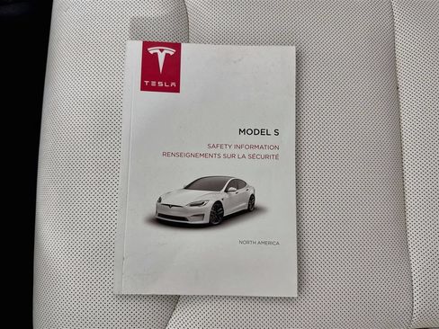 Used 2022 Tesla Model S AWD/4WD image 46